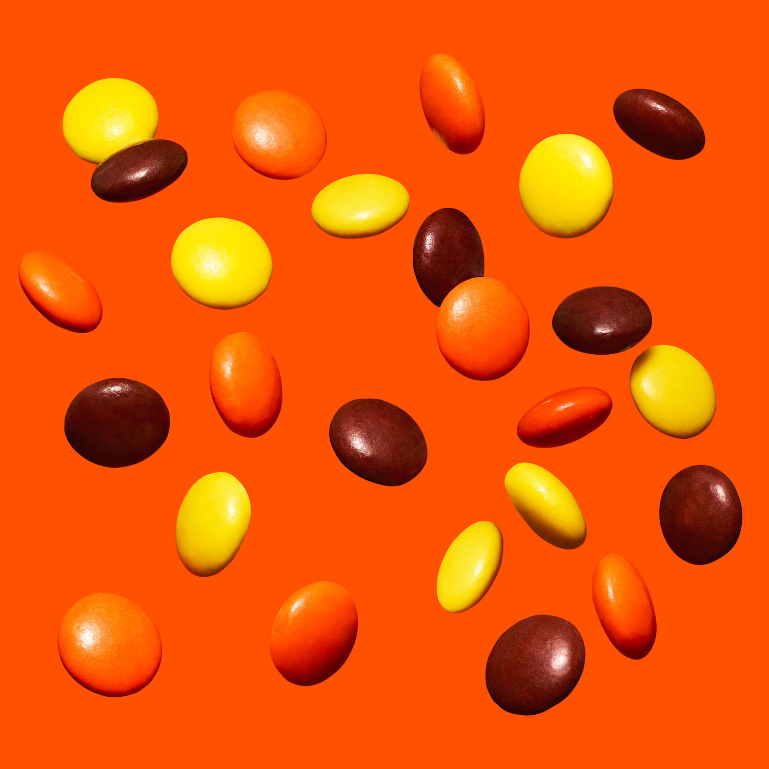 REESE’S PIECES Peanut Butter Candy Bag, 9 oz - THE HERSHEY COMPANY